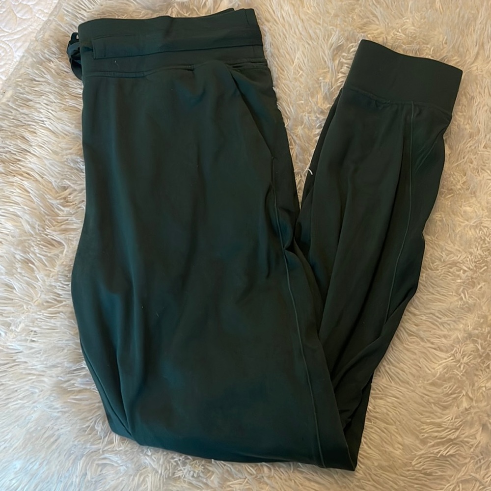 Like new - Forest green joggers
